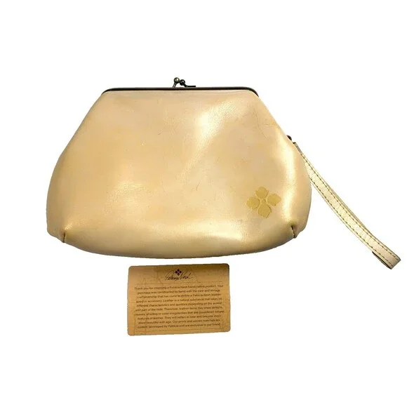 Patricia Nash SAVENA Framed Kisslock Wristlet Wallet TOOLED Rattan Color Beige - Picture 2 of 8